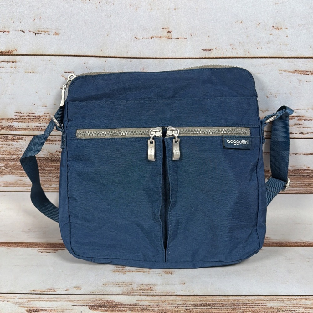 Baggallini Everything Bagg Blue Nylon Crossbody Purse Bag